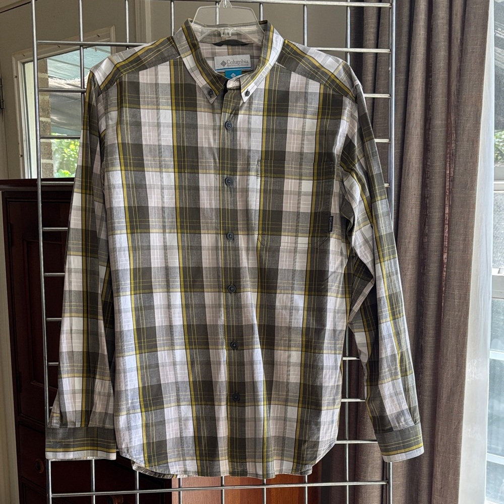 Columbia Button Down Shirt